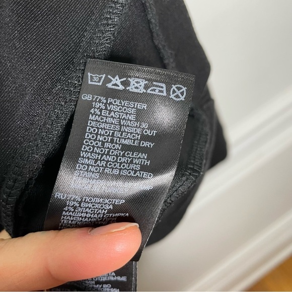 REISS Etta 1/2 Zip Pullover In Black Womens XS - Picture 9 of 9